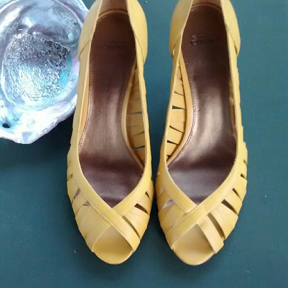 Joan and David Heels